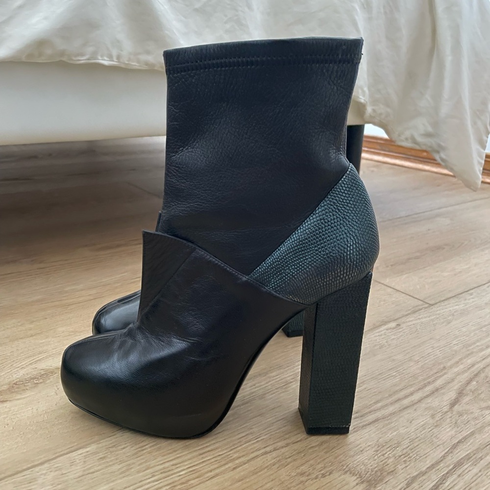 Elegant Black Leather Ankle Boots